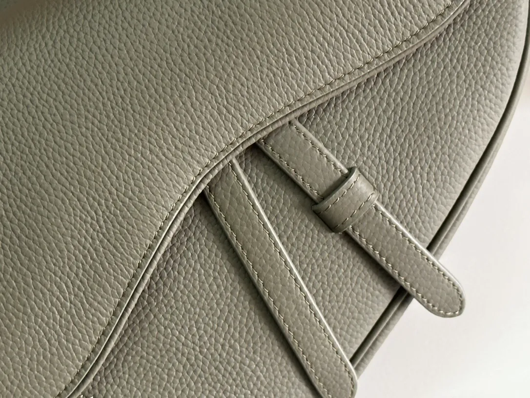 All categories 💚 Top version men’s bags 💚 DIOR 2025 official website new DIOR crossbody bag