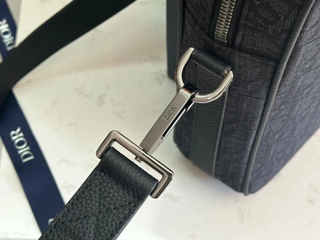 All categories 💚 Top version men’s bags 💚 DIOR 2025 official website new DIOR briefcase