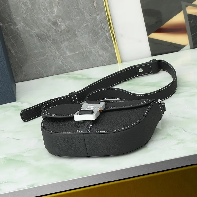 All categories 💚 Top version men’s bags 💚 DIOR 2025 official website new DIOR crossbody bag