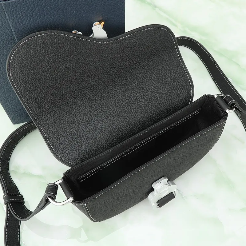 All categories 💚 Top version men’s bags 💚 DIOR 2025 official website new DIOR crossbody bag