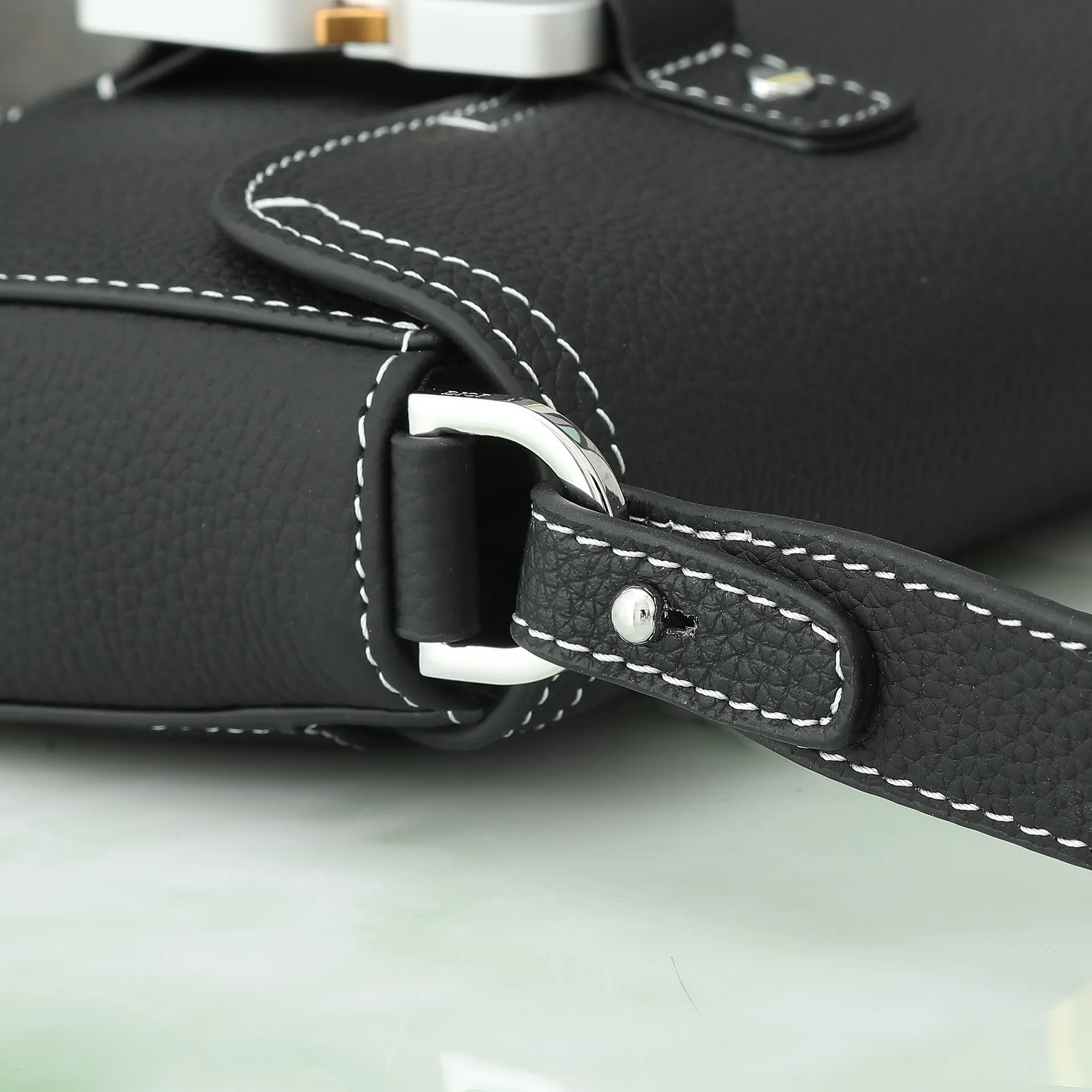 All categories 💚 Top version men’s bags 💚 DIOR 2025 official website new DIOR crossbody bag