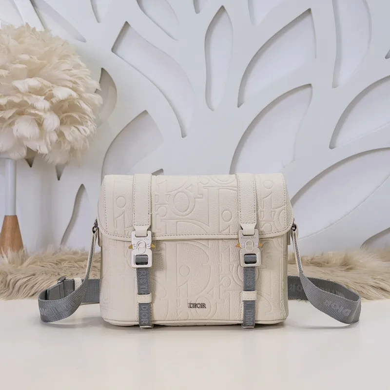 All categories 💚 Top version men’s bags 💚 DIOR 2025 official website new DIOR crossbody bag