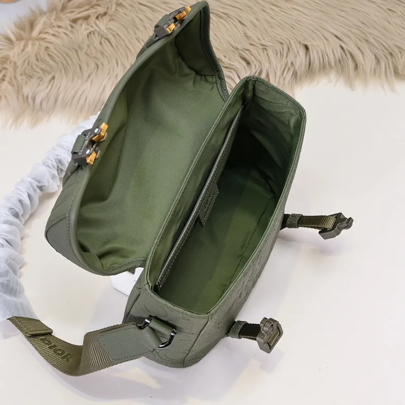 All categories 💚 Top version men’s bags 💚 DIOR 2025 official website new DIOR crossbody bag