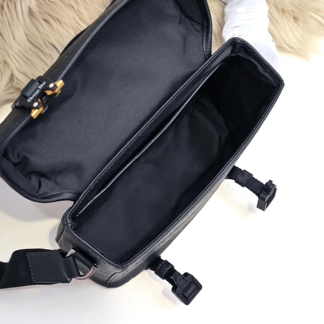 All categories 💚 Top version men’s bags 💚 DIOR 2025 official website new DIOR crossbody bag