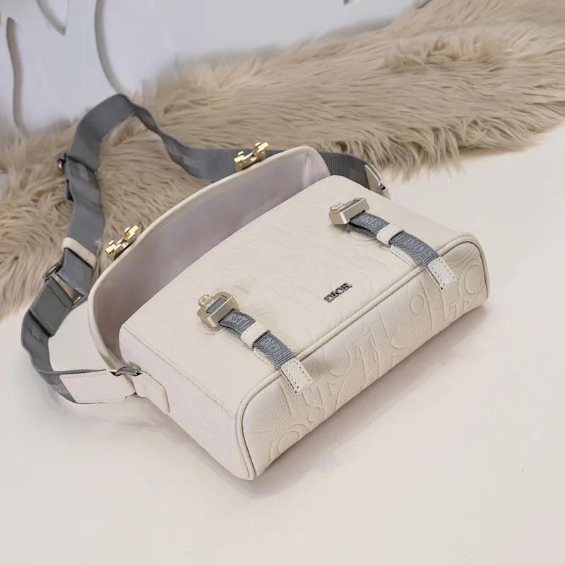 All categories 💚 Top version men’s bags 💚 DIOR 2025 official website new DIOR crossbody bag