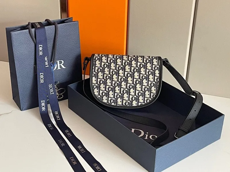 All categories 💚 Top version men’s bags 💚 DIOR 2025 official website new DIOR crossbody bag