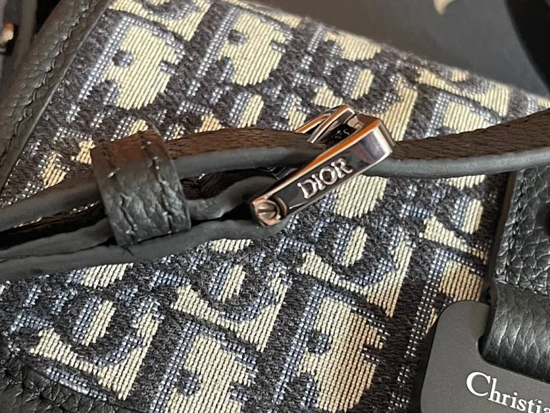 All categories 💚 Top version men’s bags 💚 DIOR 2025 official website new DIOR crossbody bag