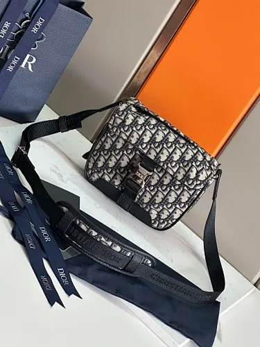 All categories 💚 Top version men’s bags 💚 DIOR 2025 official website new DIOR crossbody bag