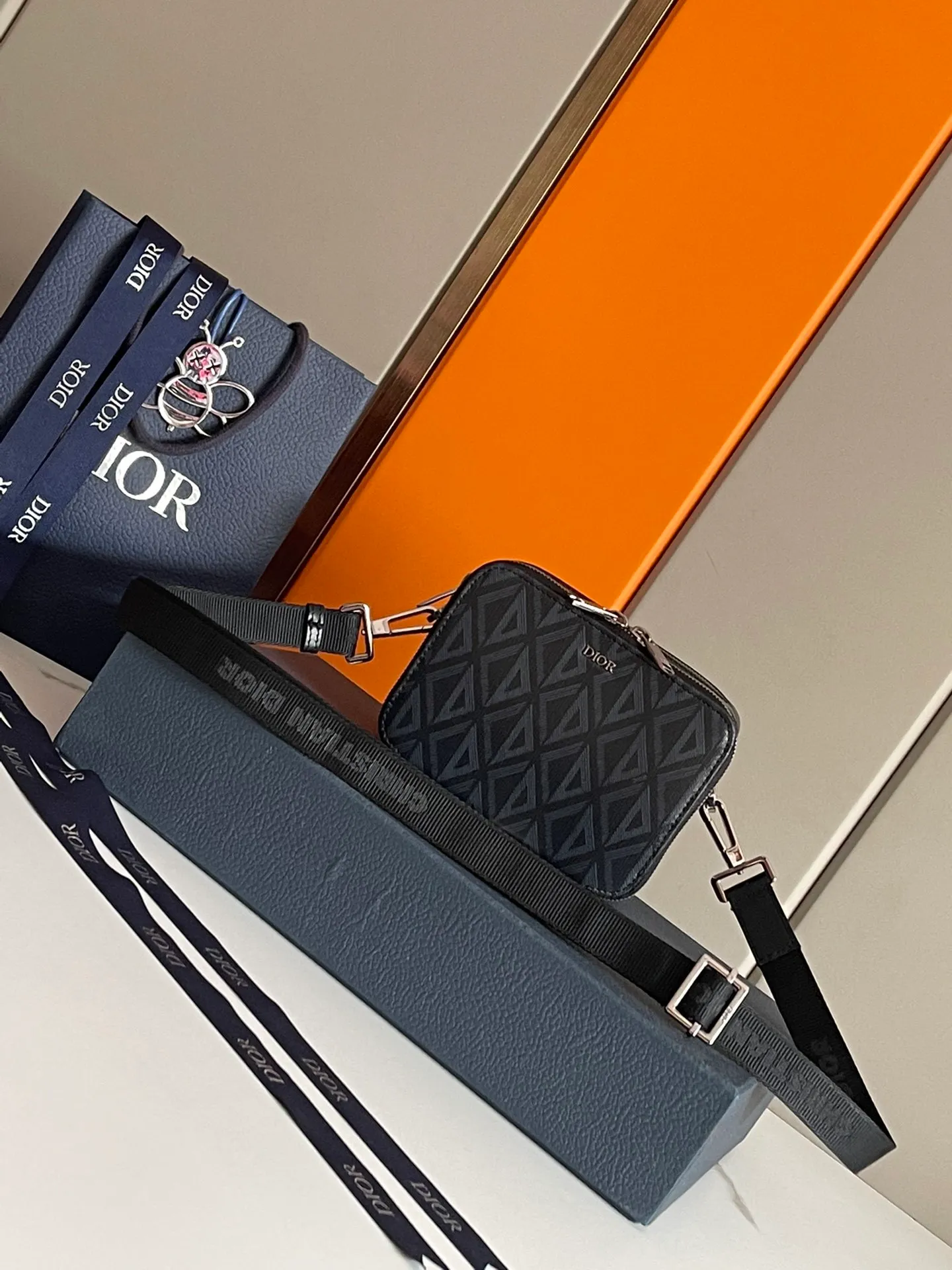 All categories 💚 Top version men’s bags 💚 DIOR 2025 official website new DIOR crossbody bag