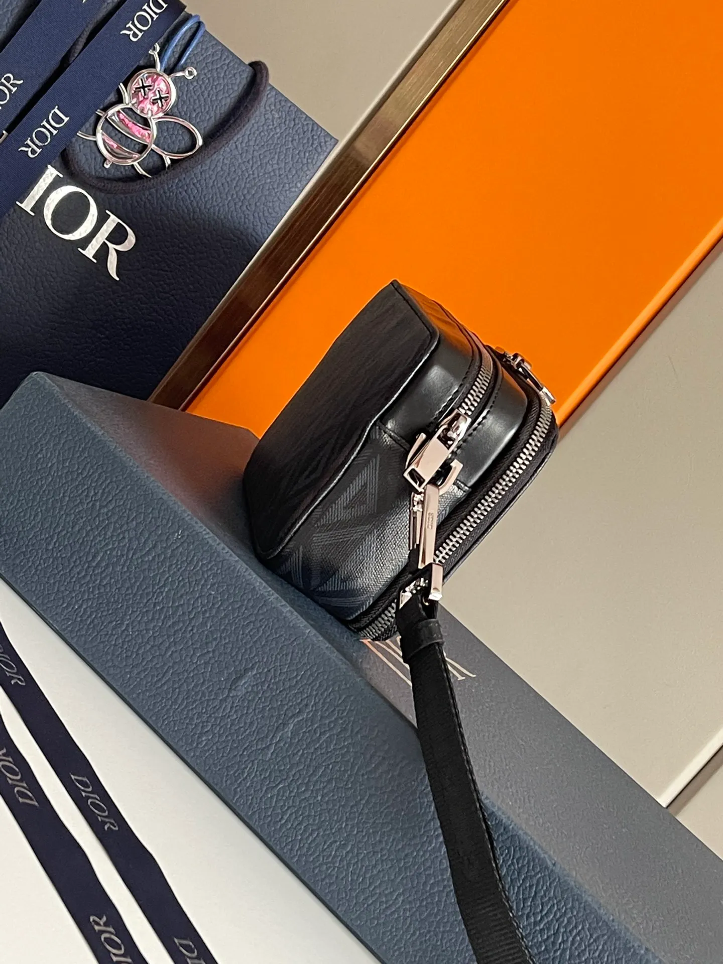 All categories 💚 Top version men’s bags 💚 DIOR 2025 official website new DIOR crossbody bag