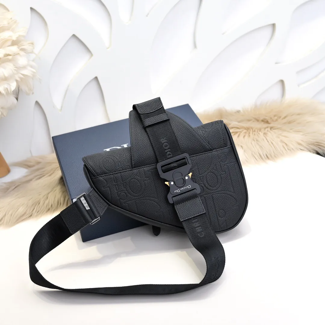 All categories 💚 Top version men’s bags 💚 DIOR 2025 official website new DIOR crossbody bag