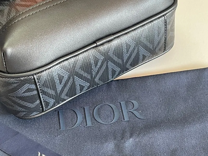 All categories 💚 Top version men’s bags 💚 DIOR 2025 official website new DIOR crossbody bag