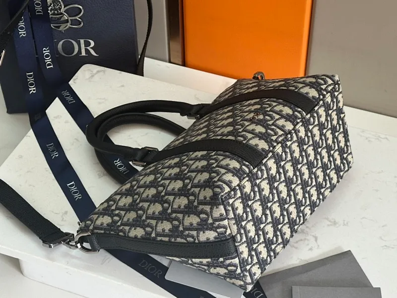 All categories 💚 Top version men’s bags 💚 DIOR 2025 official website new DIOR handbag