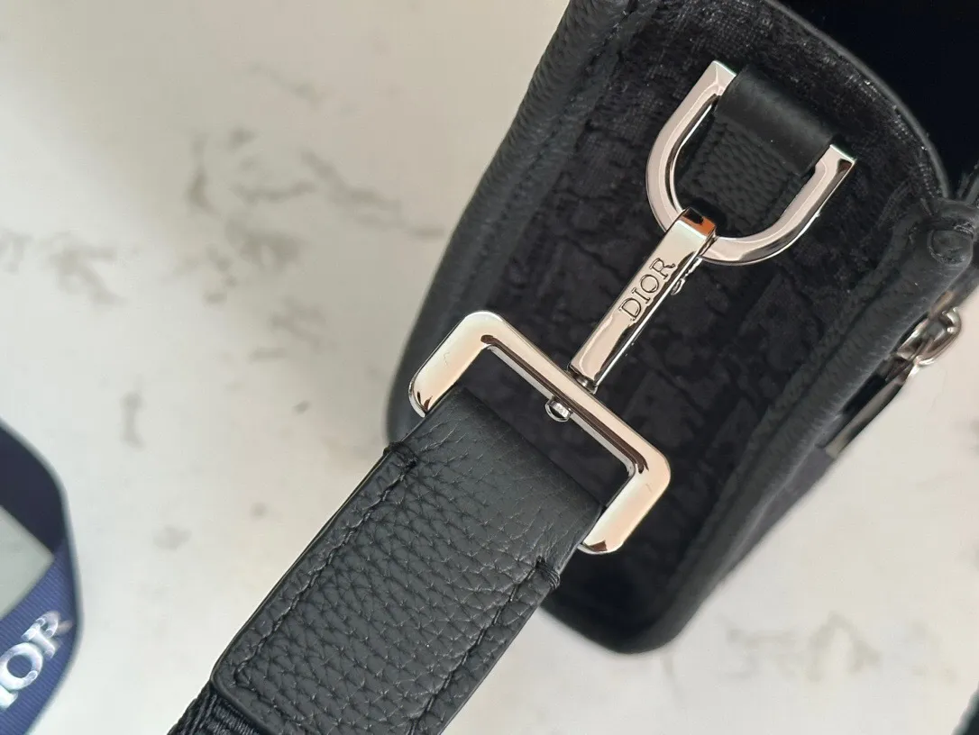 All categories 💚 Top version men’s bags 💚 DIOR 2025 official website new DIOR crossbody bag