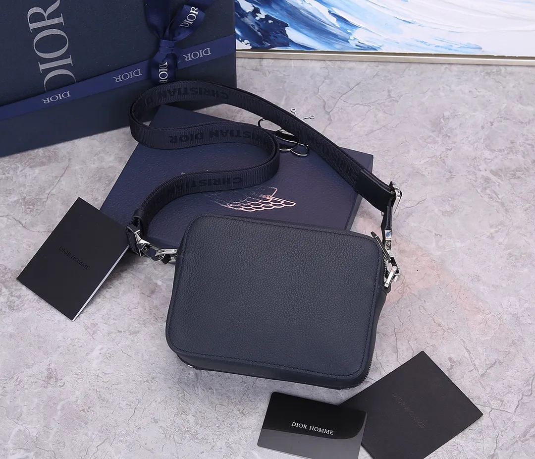 All categories 💚 Top version men’s bags 💚 DIOR 2025 official website new DIOR crossbody bag