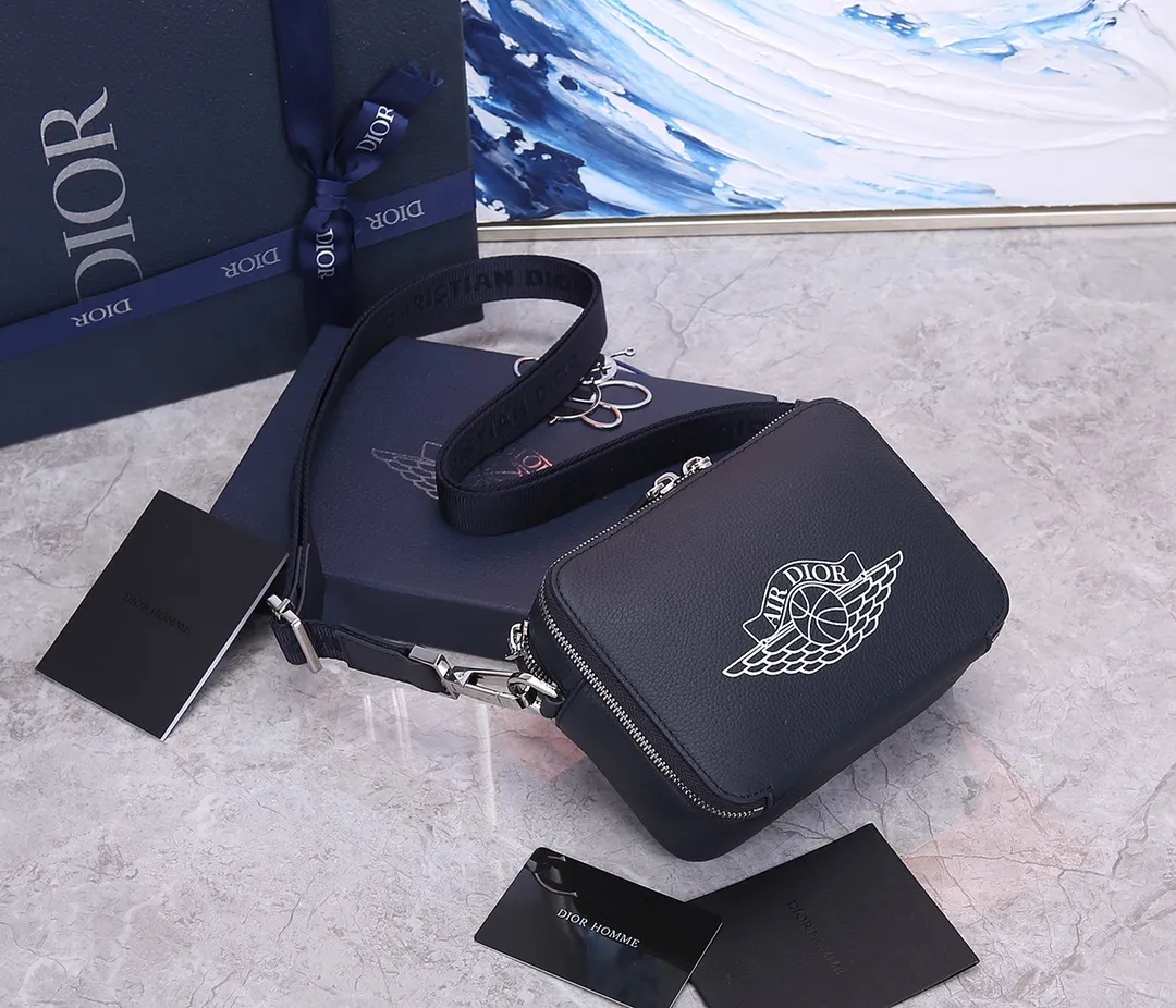 All categories 💚 Top version men’s bags 💚 DIOR 2025 official website new DIOR crossbody bag