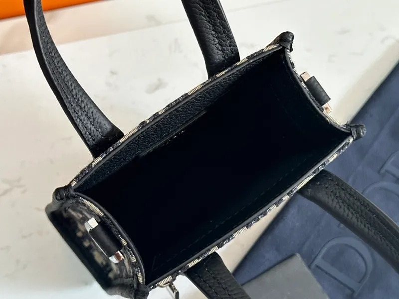 All categories 💚 Top version men’s bags 💚 DIOR 2025 official website new DIOR crossbody bag