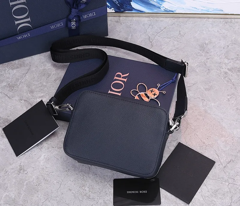 All categories 💚 Top version men’s bags 💚 DIOR 2025 official website new DIOR crossbody bag