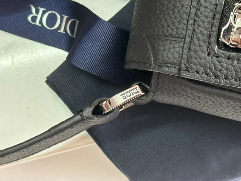 All categories 💚 Top version men’s bags 💚 DIOR 2025 official website new DIOR crossbody bag
