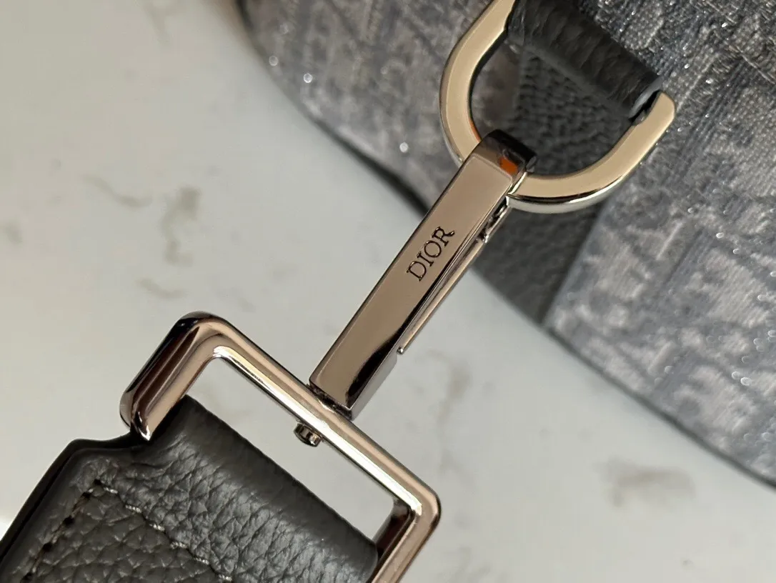 All categories 💚 Top version men’s bags 💚 DIOR 2025 official website new DIOR crossbody bag