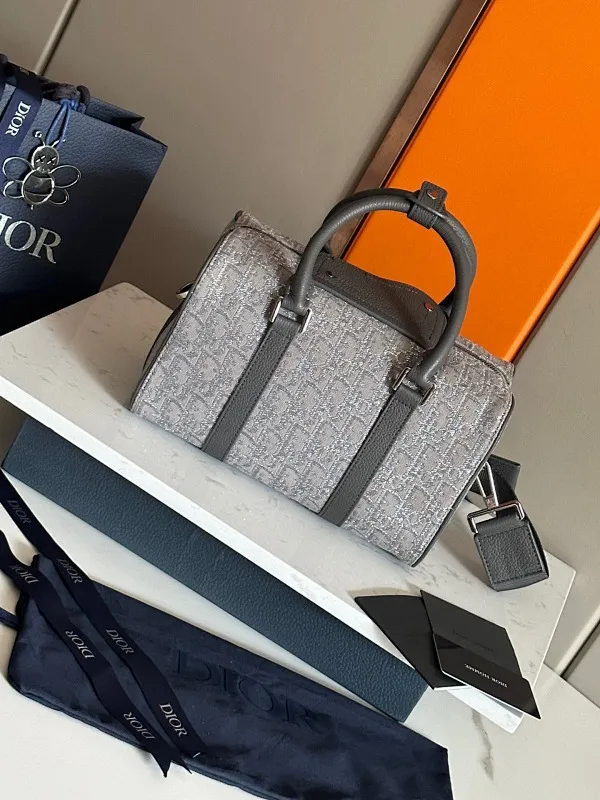 All categories 💚 Top version men’s bags 💚 DIOR 2025 official website new DIOR crossbody bag