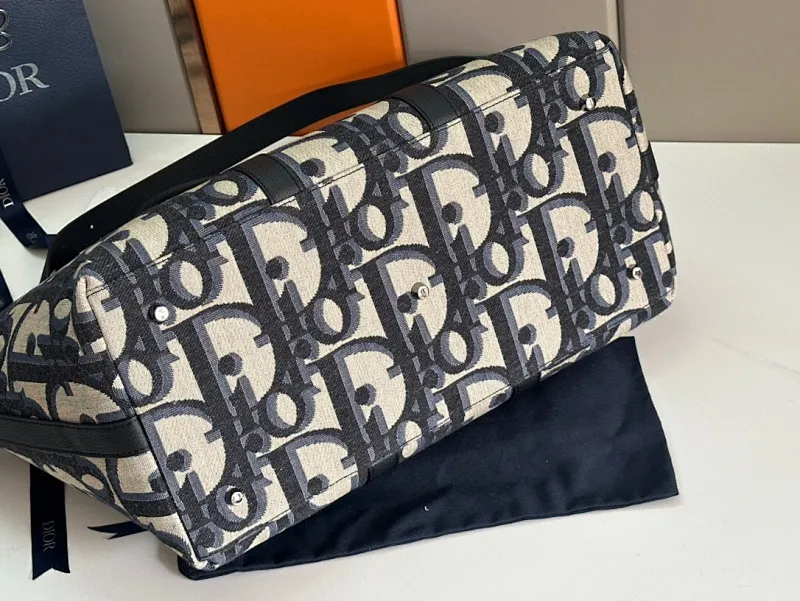 All categories 💚 Top version men’s bags 💚 DIOR 2025 official website new DIOR handbag