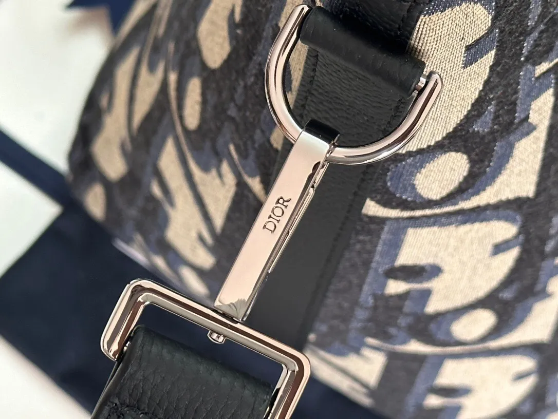 All categories 💚 Top version men’s bags 💚 DIOR 2025 official website new DIOR handbag