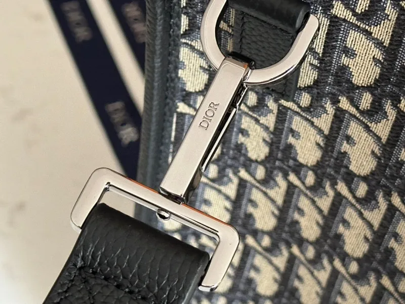 All categories 💚 Top version men’s bags 💚 DIOR 2025 official website new DIOR handbag