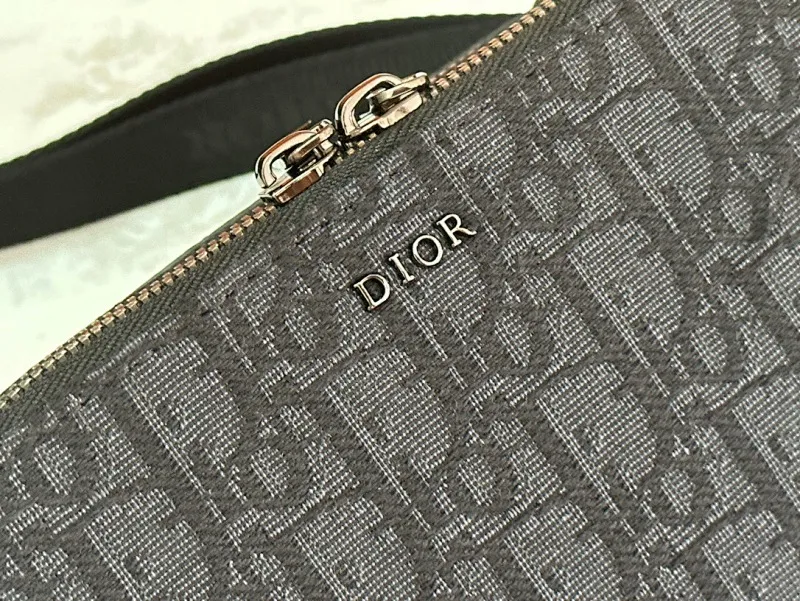 All categories 💚 Top version men’s bags 💚 DIOR 2025 official website new DIOR crossbody bag
