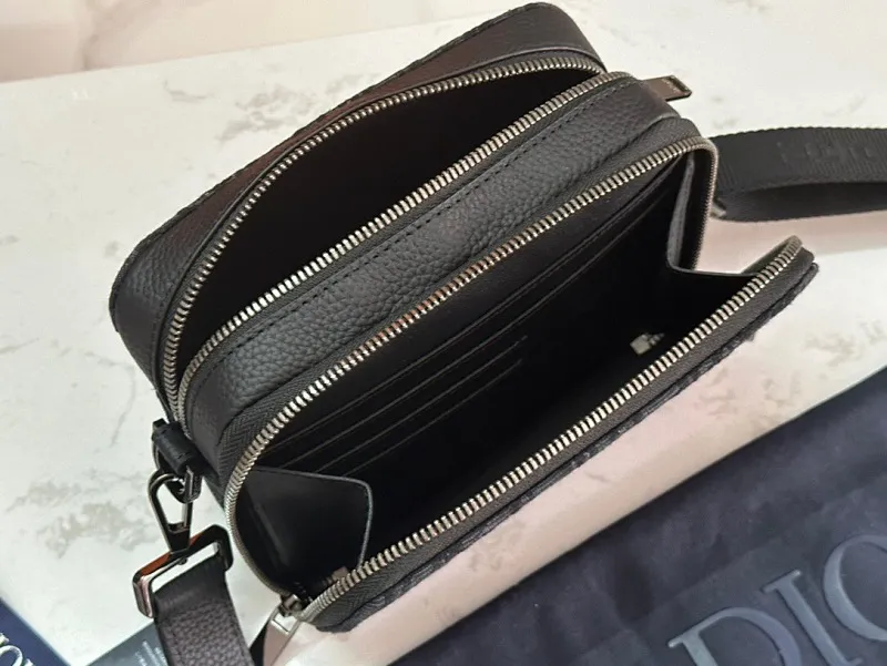 All categories 💚 Top version men’s bags 💚 DIOR 2025 official website new DIOR crossbody bag