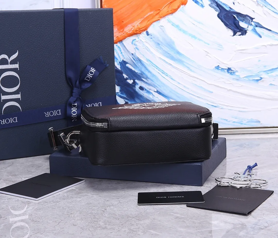 All categories 💚 Top version men’s bags 💚 DIOR 2025 official website new DIOR crossbody bag