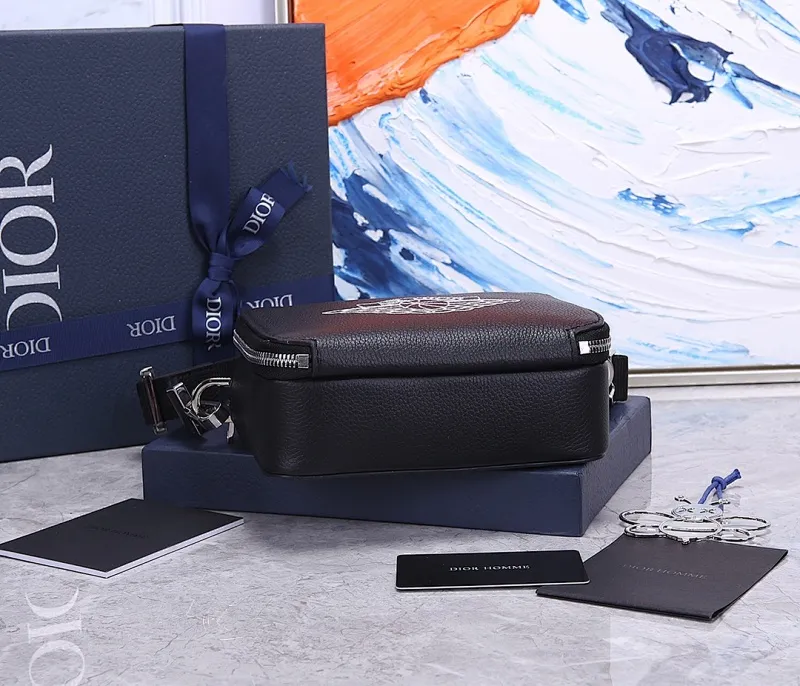 All categories 💚 Top version men’s bags 💚 DIOR 2025 official website new DIOR crossbody bag