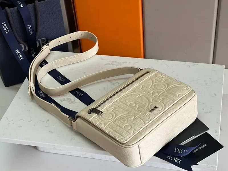 All categories 💚 Top version men’s bags 💚 DIOR 2025 official website new DIOR crossbody bag