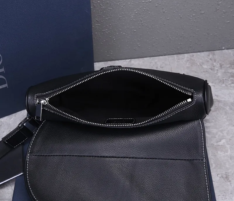 All categories 💚 Top version men’s bags 💚 DIOR 2025 official website new DIOR crossbody bag