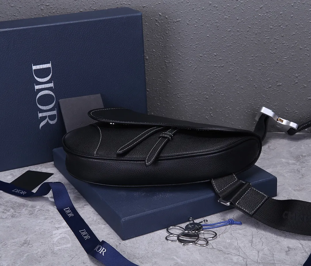 All categories 💚 Top version men’s bags 💚 DIOR 2025 official website new DIOR crossbody bag