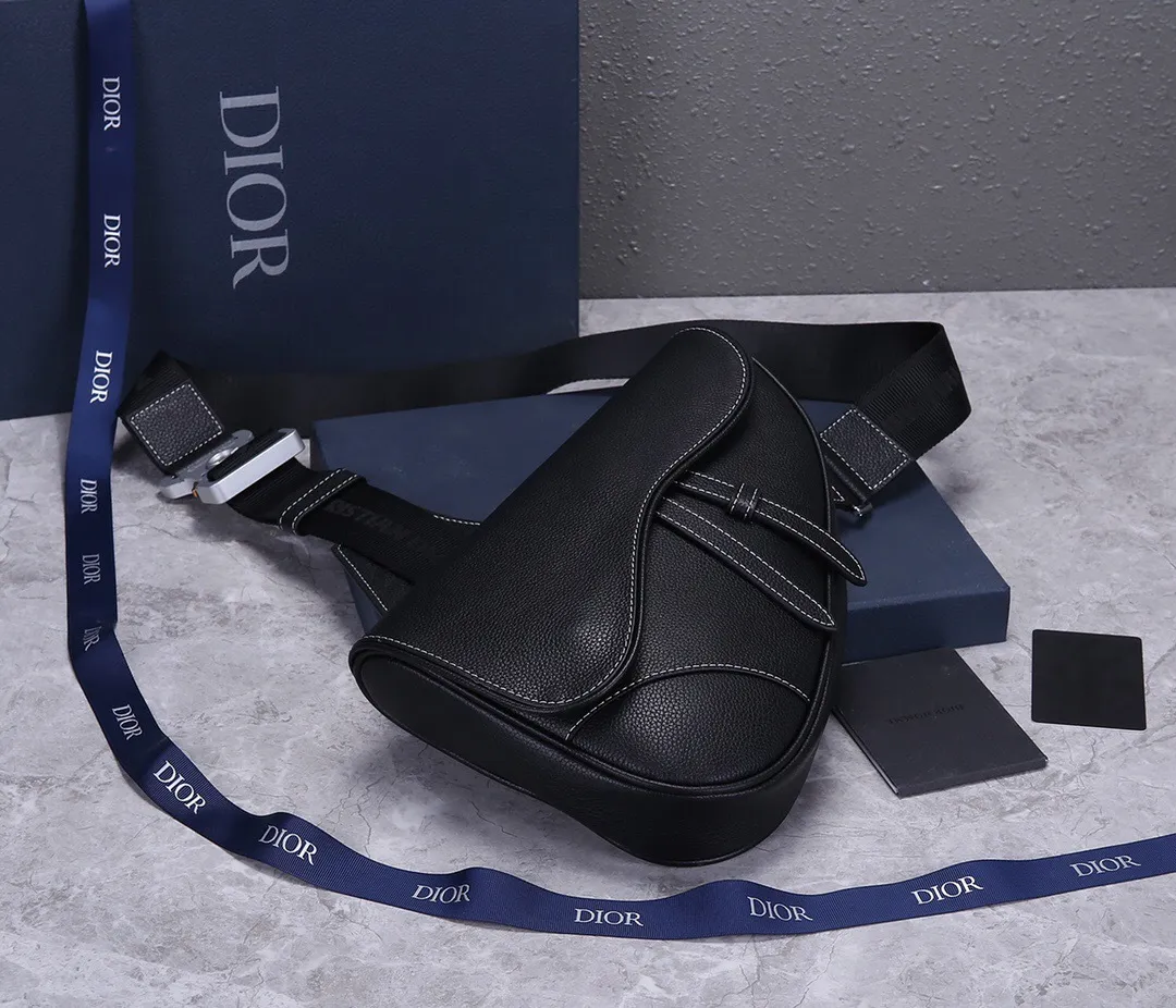All categories 💚 Top version men’s bags 💚 DIOR 2025 official website new DIOR crossbody bag