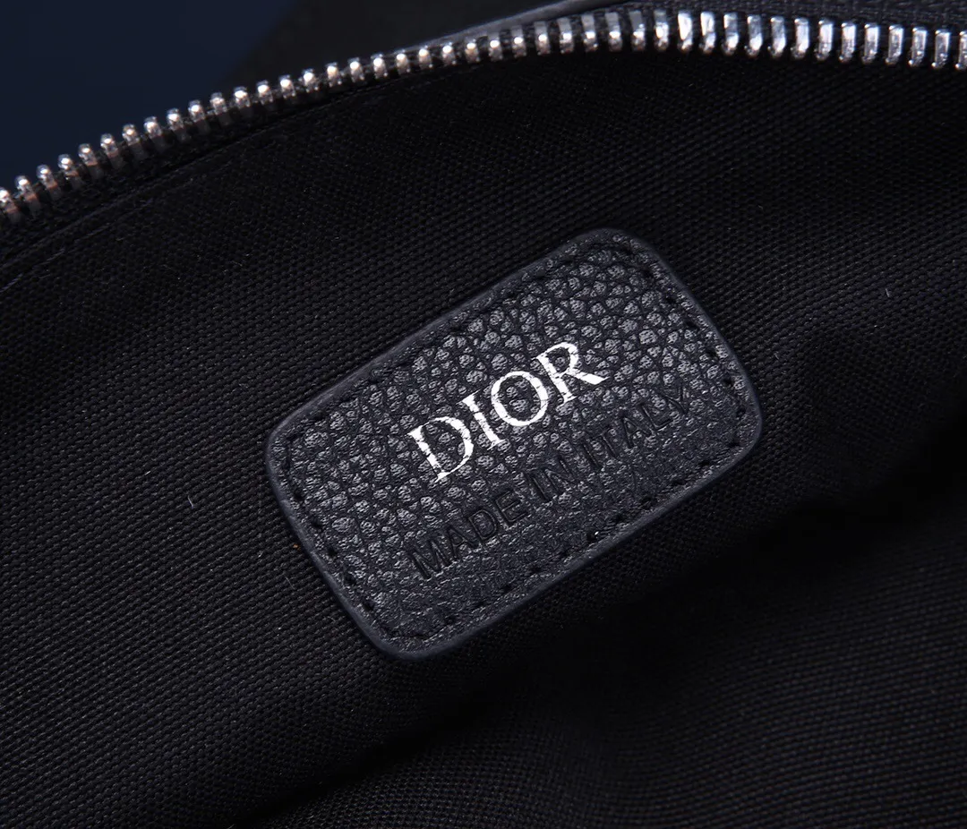 All categories 💚 Top version men’s bags 💚 DIOR 2025 official website new DIOR crossbody bag