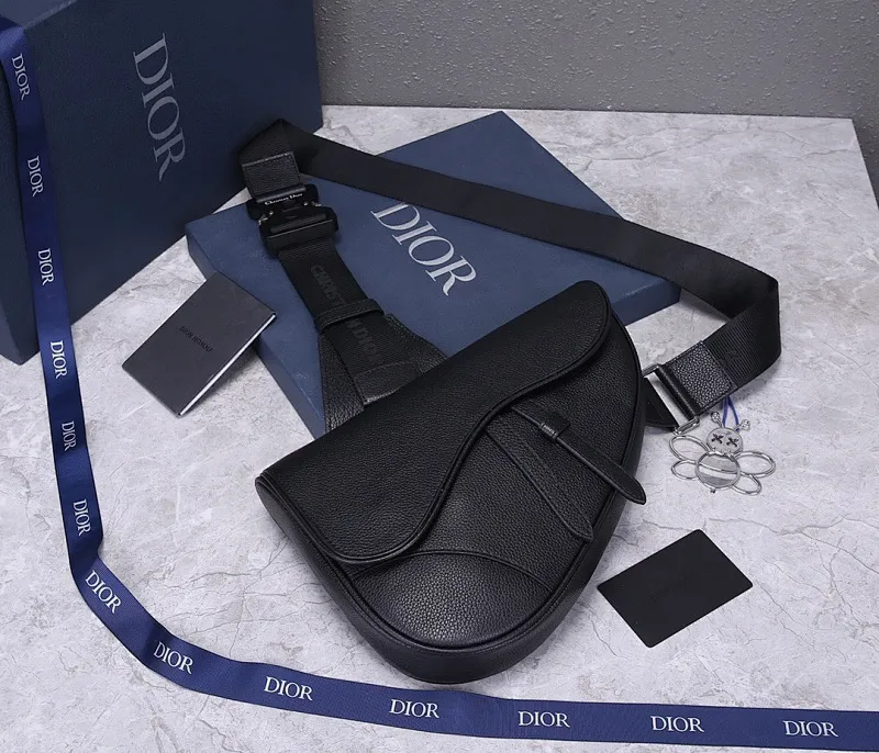 All categories 💚 Top version men’s bags 💚 DIOR 2025 official website new DIOR crossbody bag