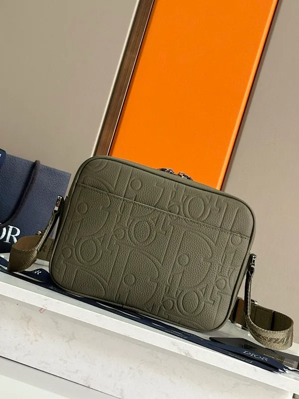 All categories 💚 Top version men’s bags 💚 DIOR 2025 official website new DIOR crossbody bag