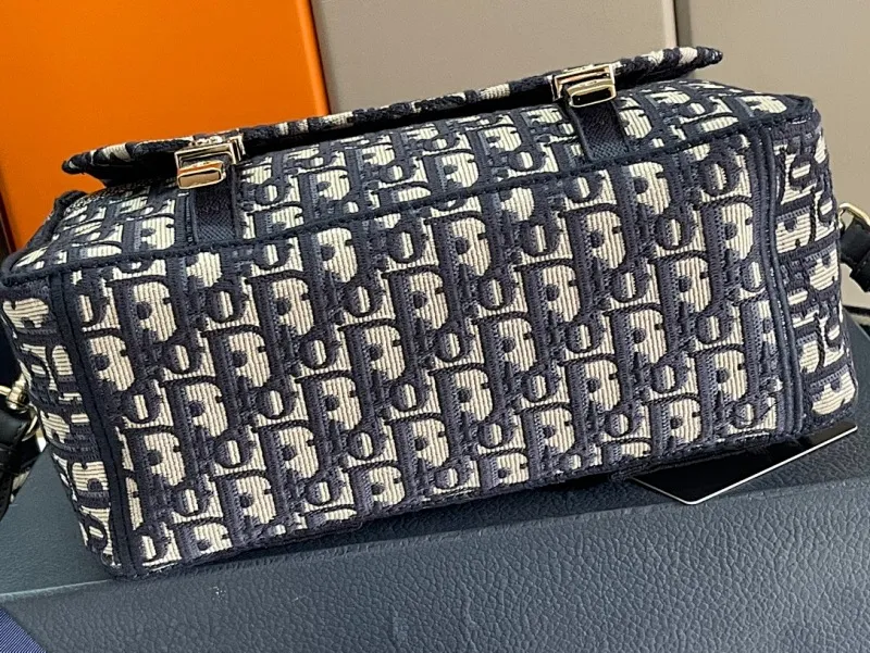 All categories 💚 Top version men’s bags 💚 DIOR 2025 official website new DIOR crossbody bag