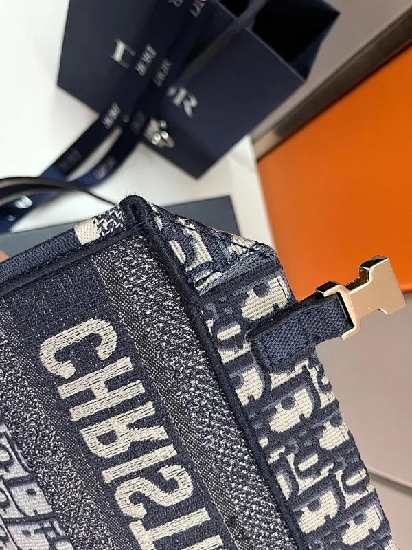 All categories 💚 Top version men’s bags 💚 DIOR 2025 official website new DIOR crossbody bag