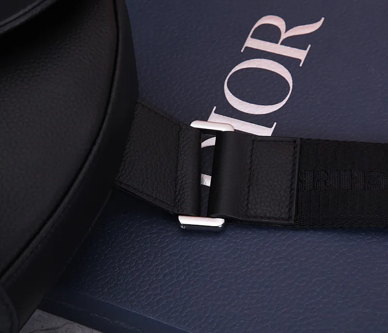 All categories 💚 Top version men’s bags 💚 DIOR 2025 official website new DIOR crossbody bag