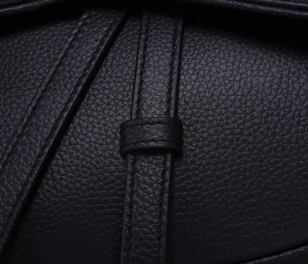 All categories 💚 Top version men’s bags 💚 DIOR 2025 official website new DIOR crossbody bag