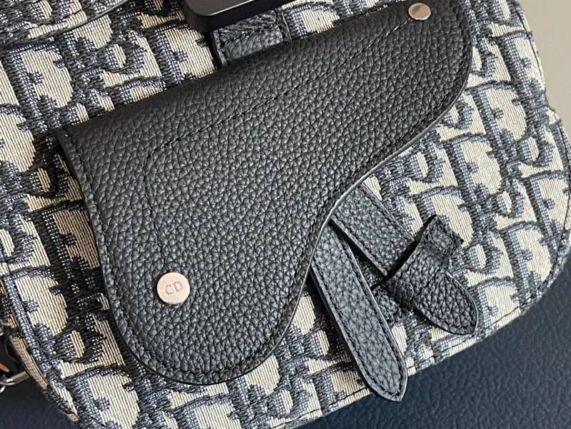 All categories 💚 Top version men’s bags 💚 DIOR 2025 official website new DIOR crossbody bag