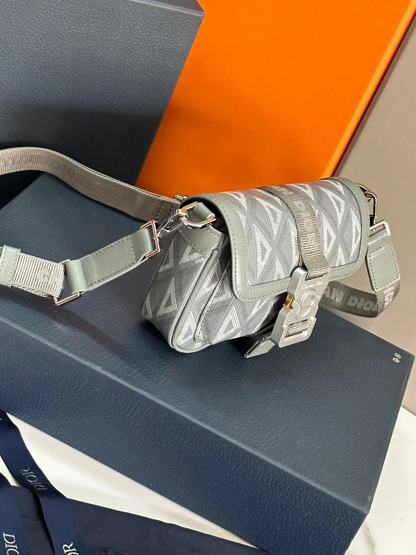 All categories 💚 Top version men’s bags 💚 DIOR 2025 official website new DIOR crossbody bag