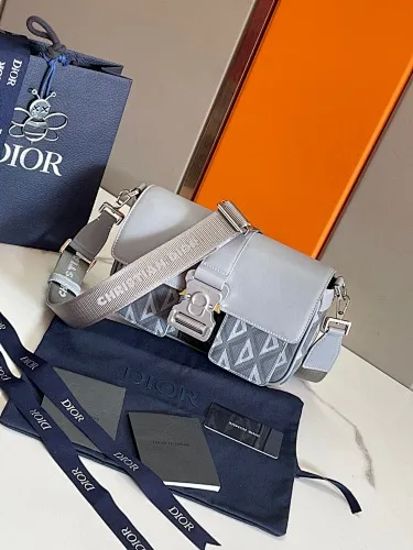 All categories 💚 Top version men’s bags 💚 DIOR 2025 official website new DIOR crossbody bag