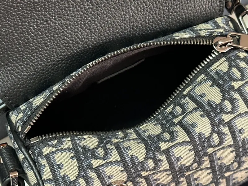 All categories 💚 Top version men’s bags 💚 DIOR 2025 official website new DIOR crossbody bag