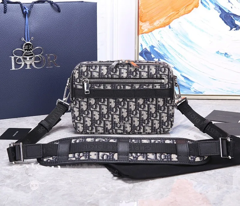 All categories 💚 Top version men’s bags 💚 DIOR 2025 official website new DIOR crossbody bag