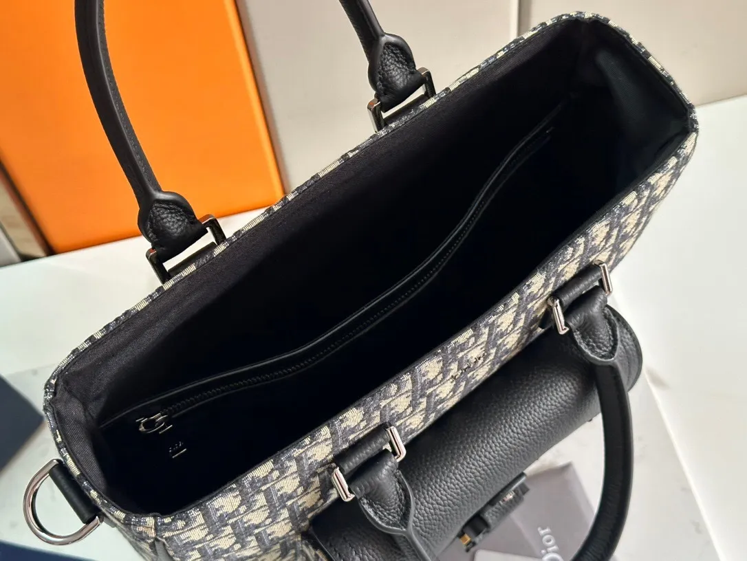 All categories 💚 Top version men’s bags 💚 DIOR 2025 official website new DIOR handbag