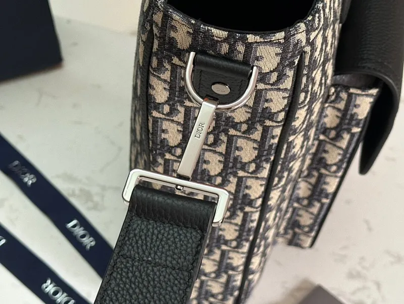 All categories 💚 Top version men’s bags 💚 DIOR 2025 official website new DIOR handbag